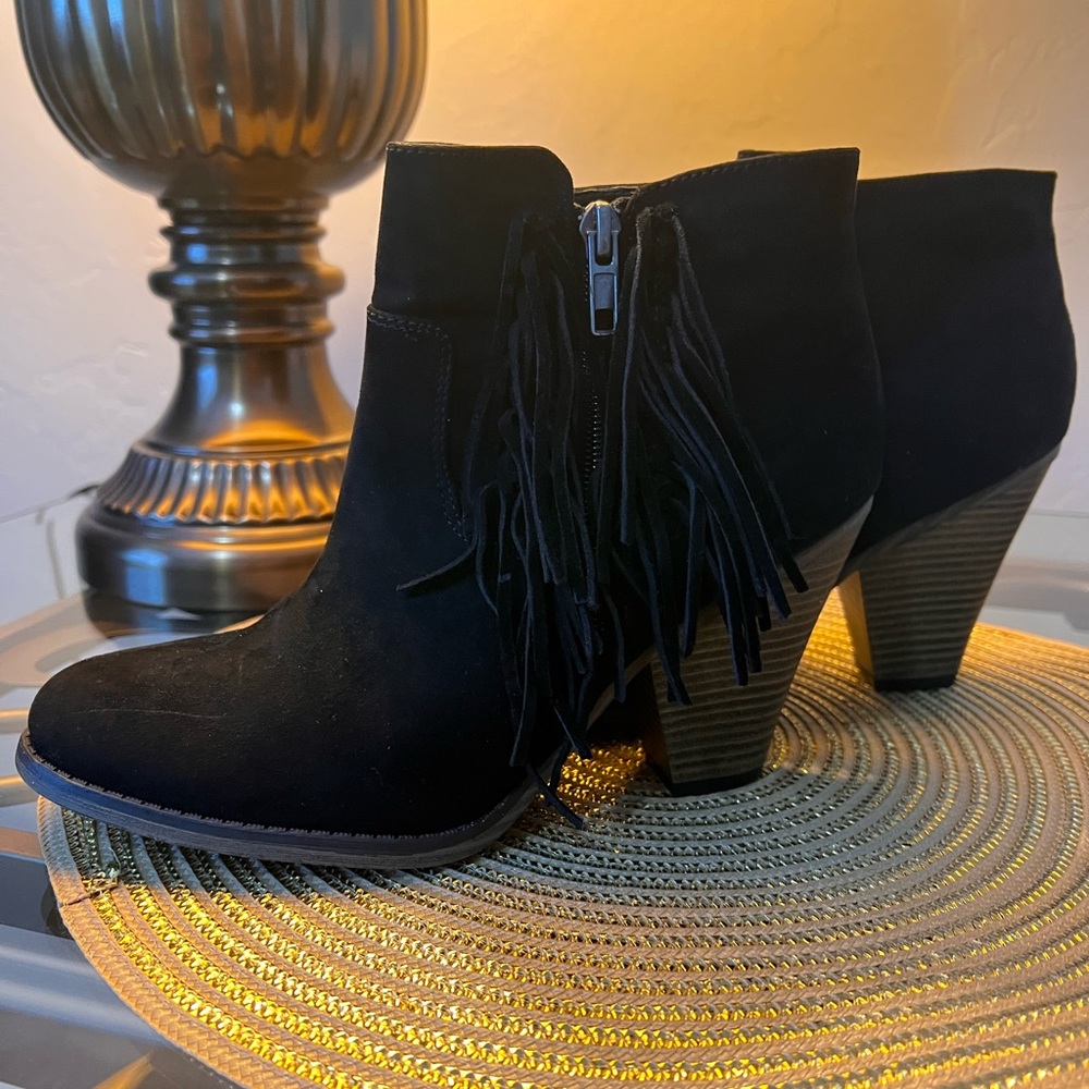 MIA Black suede western booties, never worn, heel 3 1/2